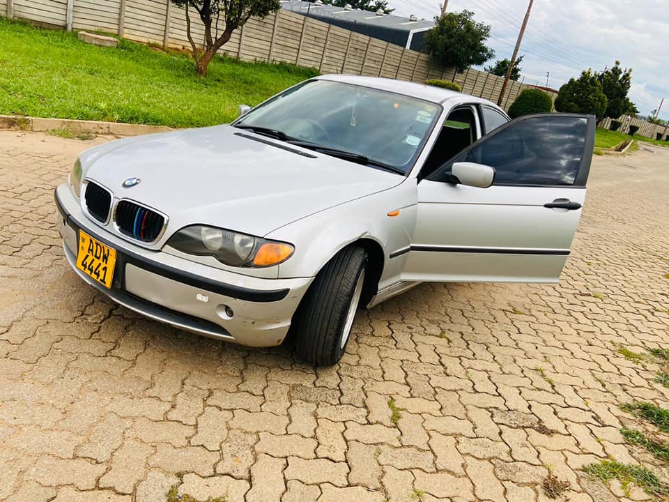 classifieds/cars bmw