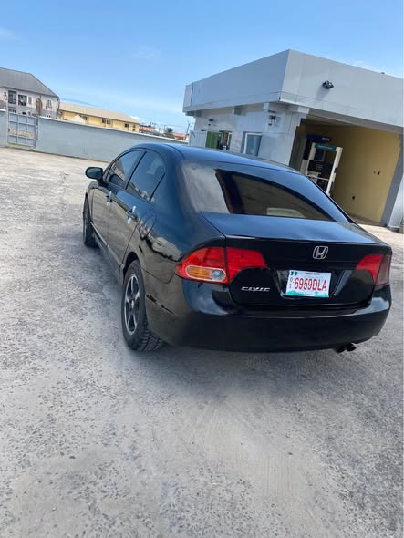 A picture of Honda civic 2009