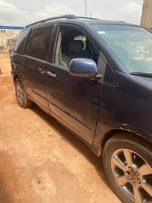 A picture of Toyota Sienna 2005 Sango otta Nothing to fixed Engine and