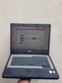 A picture of Dell laptop