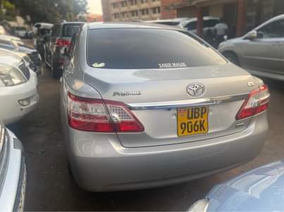 A picture of 2010 Toyota Toyota premio
