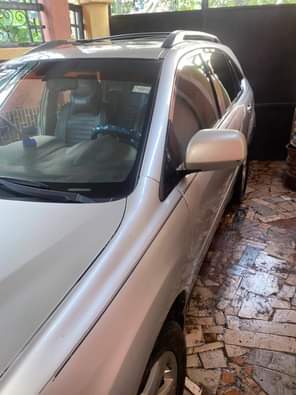 A picture of Extremely clean and sound rx330 Buy and fly As neat