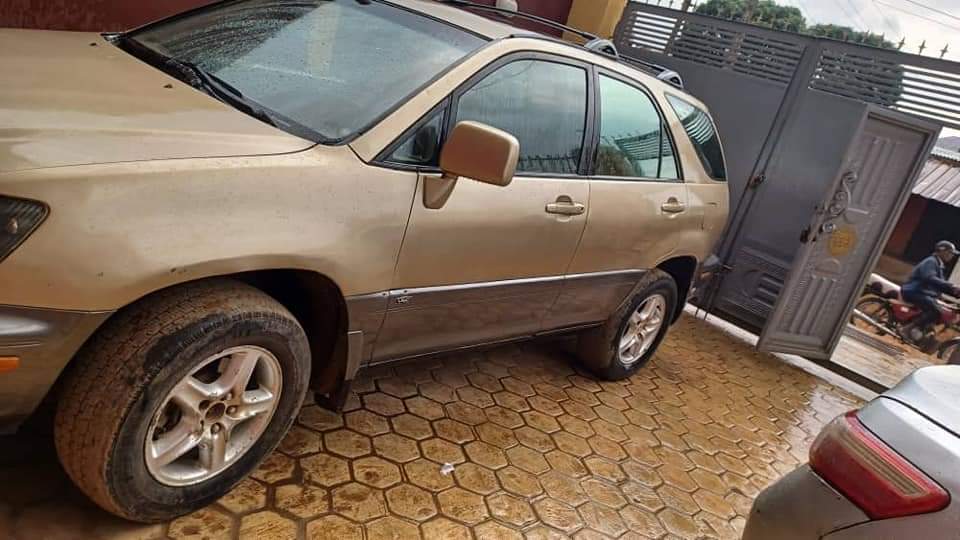 A picture of Used Lexus Rx300