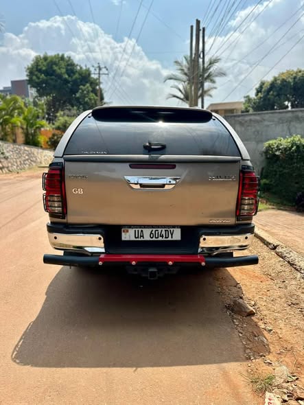 A picture of Available Uhs 115m 0702549830