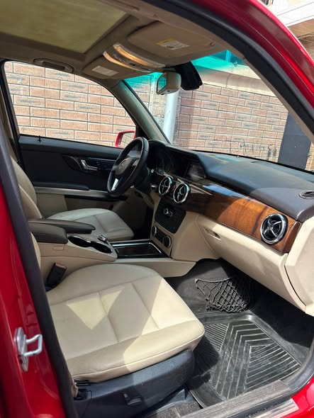 A picture of Registered 2013 GLK 350 4matic