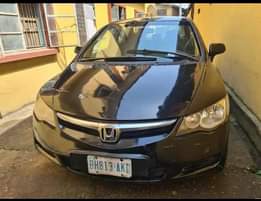 A picture of Honda Civic 06 Nothing to fix Engine Gear and AC