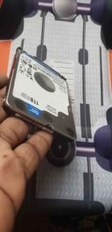 A picture of HARDDISK 1TBs ON SELL