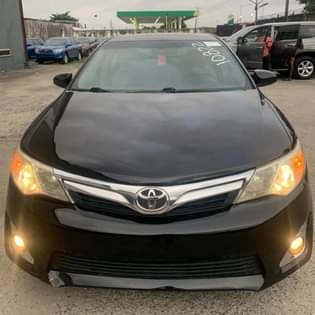 A picture of Toyota Camry 2012