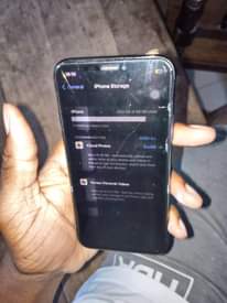 A picture of IPHONE X