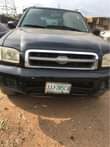A picture of Nissan Pathfinder 2000