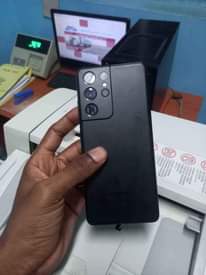 A picture of S21 ultra 5G 128GB 12RAM 750k