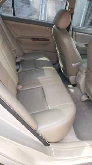 A picture of Direct Belgium 2004 Corolla Leather Upholstery Everything in It s
