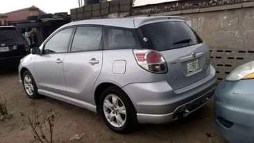 A picture of Toyota matrix