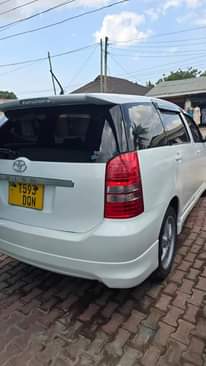A picture of Toyota wish