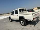 A picture of Toyota landcruser pickup 2013 model diesel