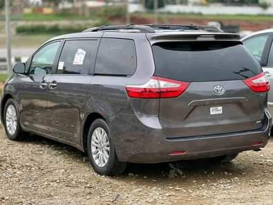 A picture of Registered Toyota sienna XLE 2015 model everything is excellent engine