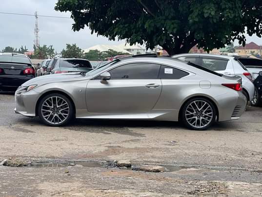 A picture of LEXUS RC350 2015 MODEL