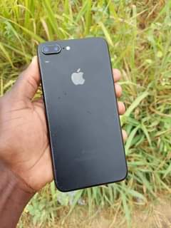 A picture of Iphone7plus gb128 bh100 Fingure print