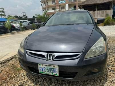 A picture of Clean Honda accord 2006