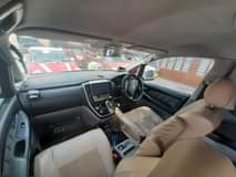 A picture of TOYOTA ALPHARD
