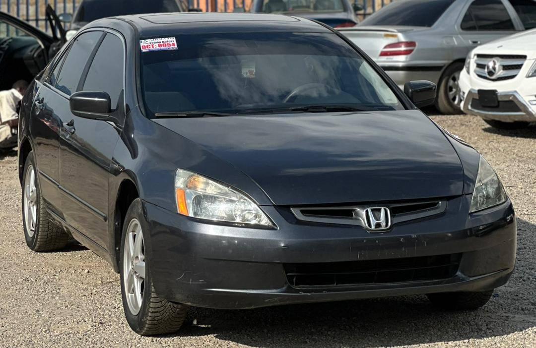 A picture of  Nigerian few months used Honda EOD . 2005 model