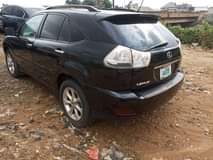 A picture of Lexus Rx350 2008 model 4 sale Clean body and interior