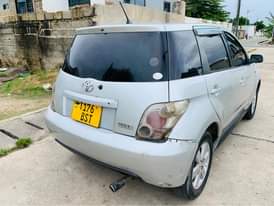 A picture of Toyota Ist
