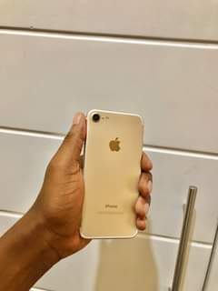 A picture of iphone 7 32gb