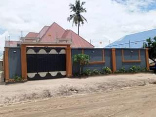 A picture of NYUMBA INAUZWA MILLION 110 MBAGALA CHAMAZI MAGENGENI NIPIGIE 0683746849