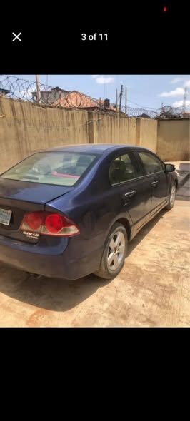 A picture of HONDA CIVIC 2006