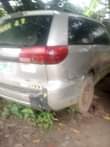 A picture of Toyota sienna model 06 engine 100 first body gear is