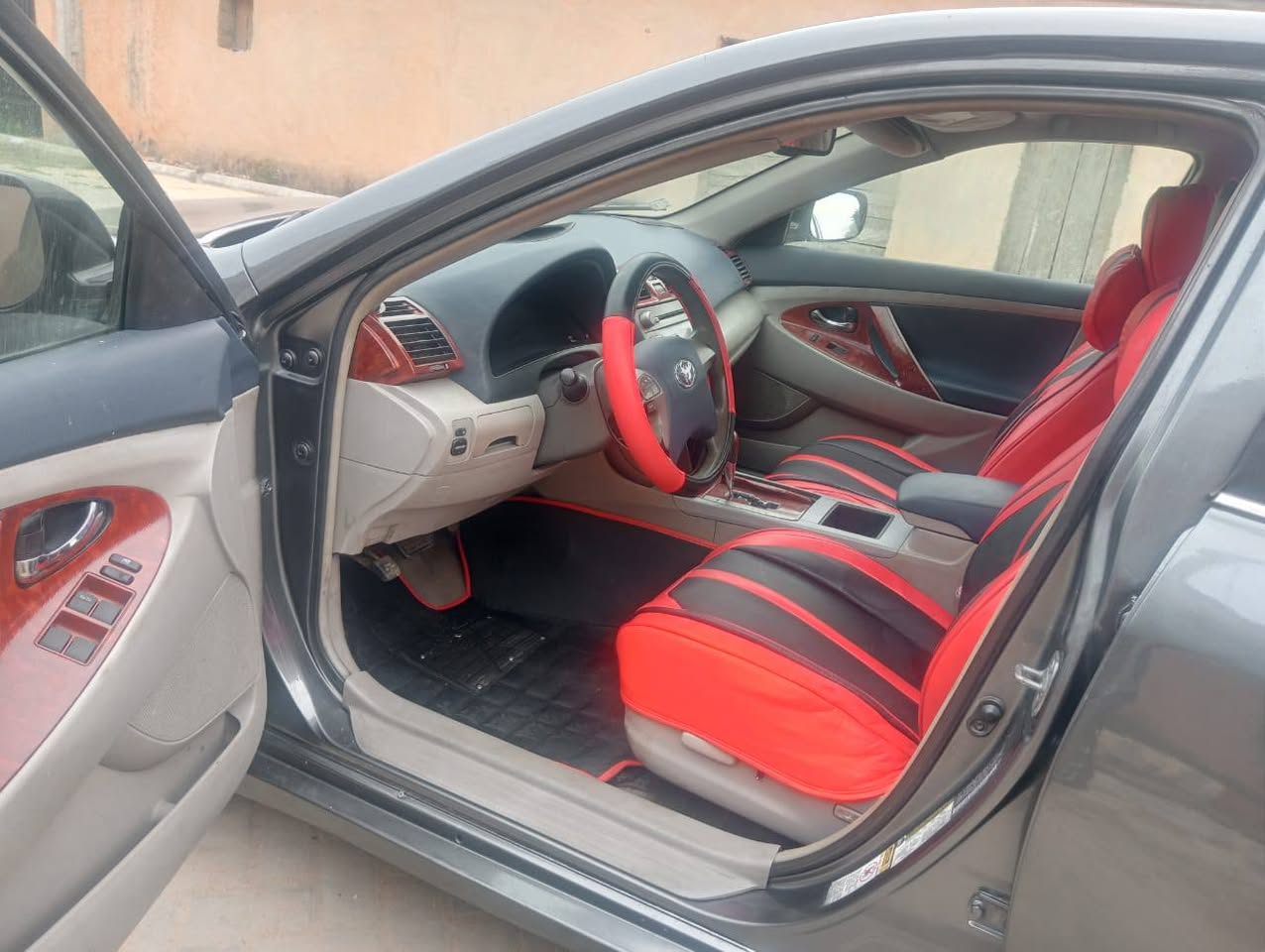 A picture of Extremely clean registered Toyota camry 2008 model it has an