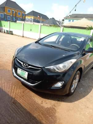 A picture of Hyundai elantra 2013