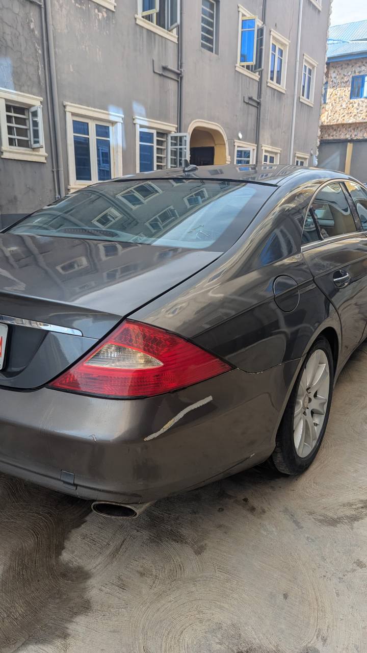 A picture of Mercedes cls550 2008 ikorodu sale swapp