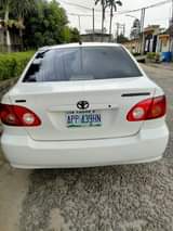 A picture of 07 corolla white