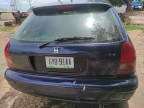 A picture of USED ONE DOOR CIVIC AUTOMATIC AC PRICE 1 5M SLIGHTLY