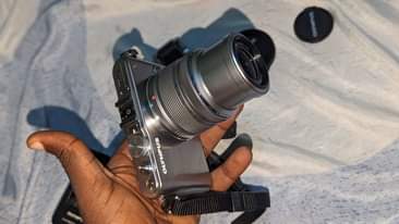 A picture of OLYMPUS DIGITAL CAMERA