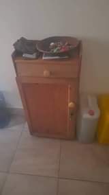 A picture of HOME ITEMS ON QUICKEST SALE