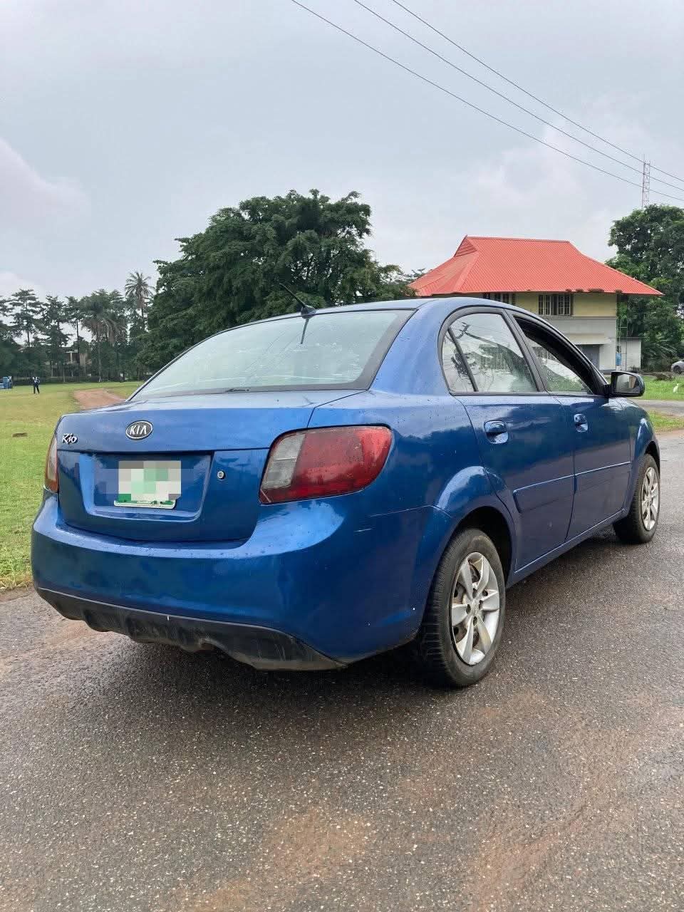 A picture of 2009 Kia rio