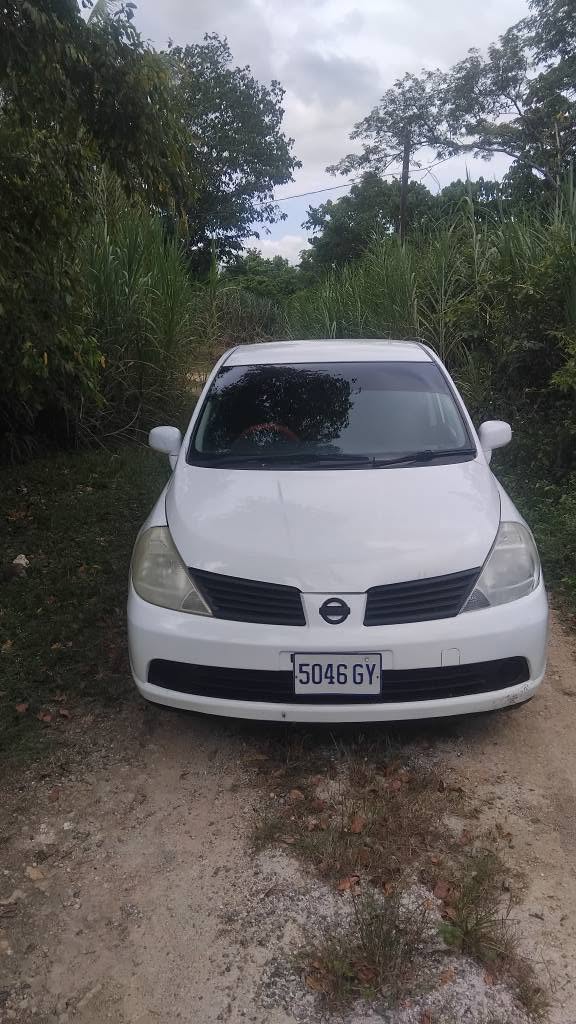used nissan tiida