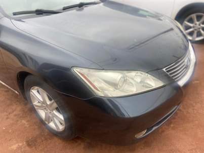 A picture of 2008 9 Es350