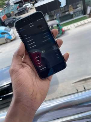 A picture of iPhone 8 64GB
