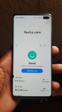 A picture of Samsung s10plus