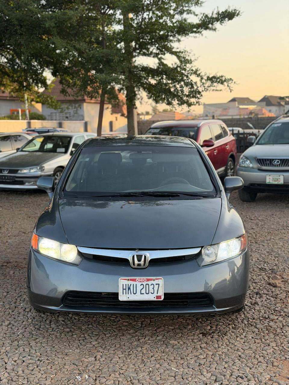 A picture of Honda civic Irobout
