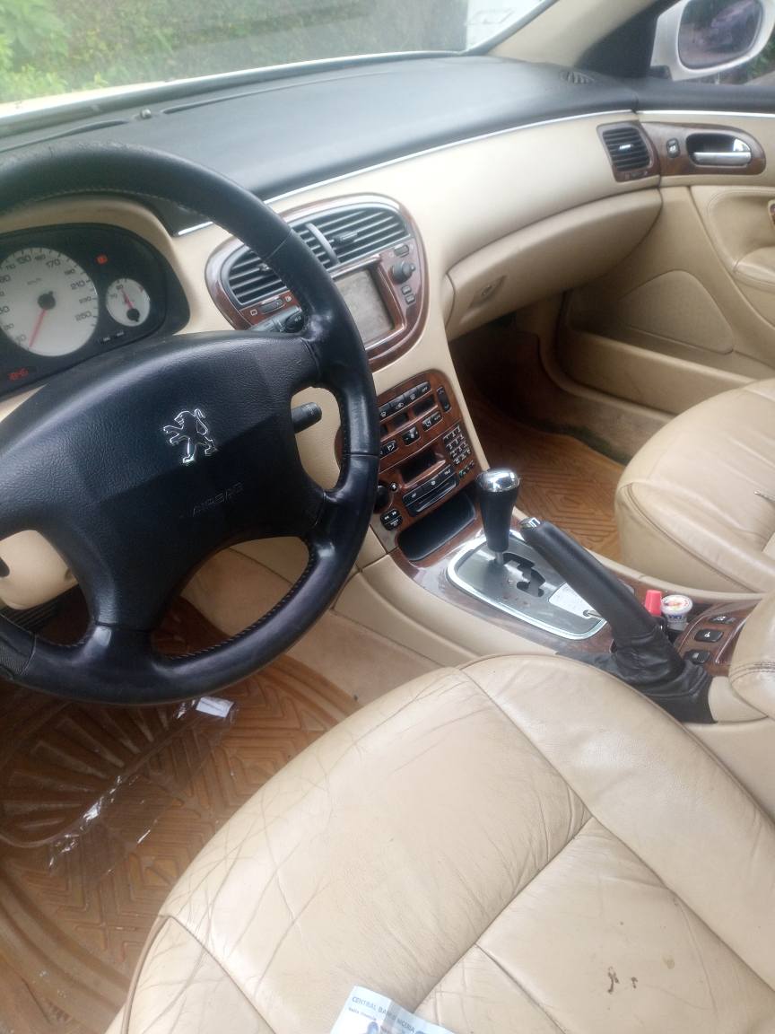 A picture of Cheap automatic peugeot 607