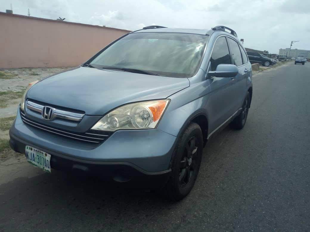 A picture of HONDA CRV