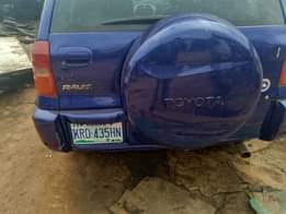 A picture of Toyota Rav4 2005 Engine and Gear ok Ac needs attention