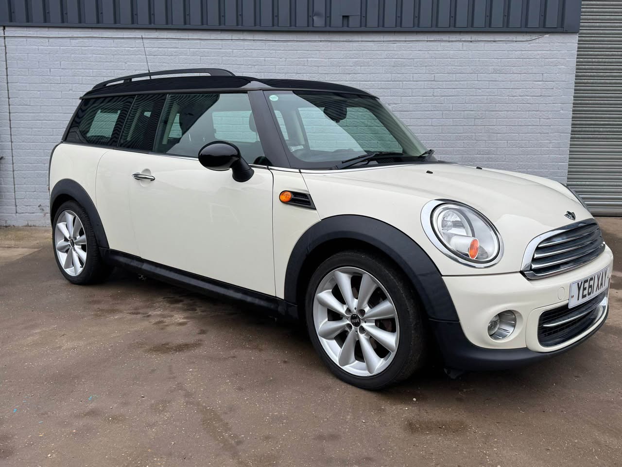 mini cooper clubman