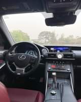 A picture of Lexus IS350