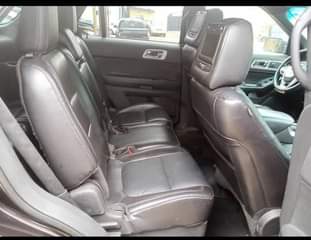 A picture of Belgium Grade 2014 Ford Explorer with very sound and gear
